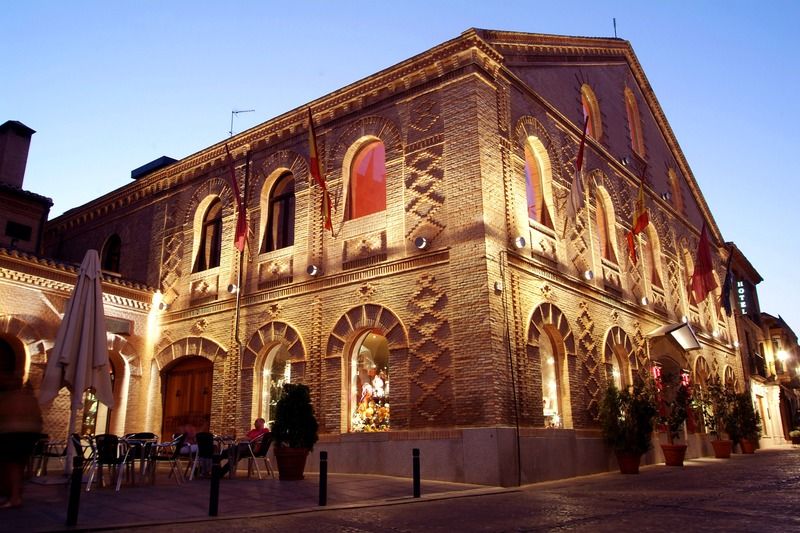 Hotel San Juan De Reyes 4*